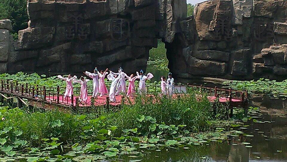 枣庄旅行社带你去微山湖看《梁祝》